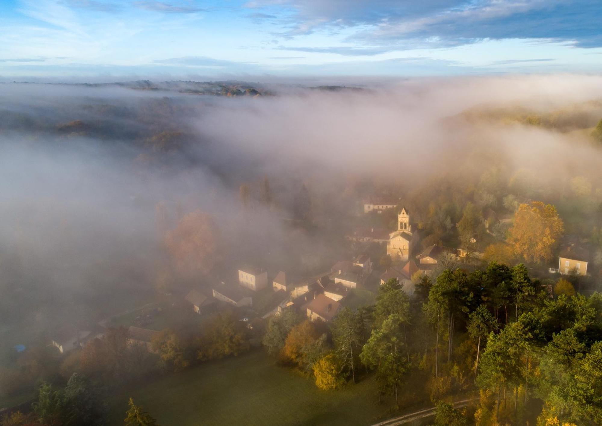 فيلا Le Manoir De St Marcel Saint-Marcel-du-Périgord الغرفة الصورة