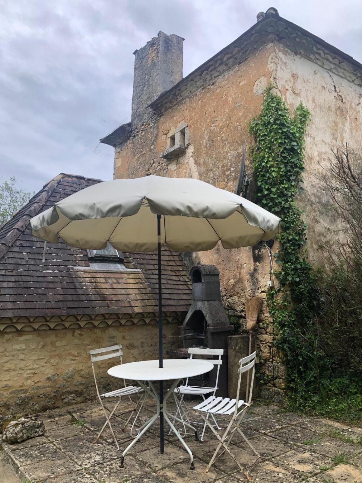 فيلا Le Manoir De St Marcel Saint-Marcel-du-Périgord الغرفة الصورة